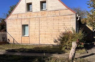 Einfamilienhaus kaufen in 03238 Finsterwalde, Einfamilienhaus in guter Lage und viel Potenzial im Herzen von Finsterwalde