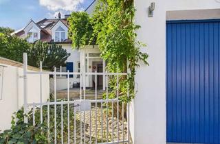 Haus kaufen in 86919 Utting, Exklusives Zweifamilienhaus am Ammersee – Unverbaubares Panorama & modernes Wohnen“