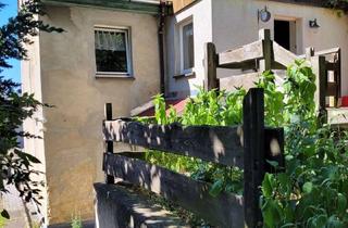 Einfamilienhaus kaufen in 08393 Schönberg, Nimm mich! Liebenswürdiges Einfamilienhaus mit Sanierungsbedarf.