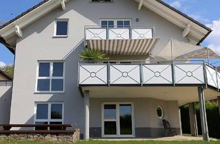 Einfamilienhaus kaufen in Herrenbergstraße, 77815 Bühl, Großzügiges Einfamilienhaus mit Einliegerwohnung, Doppelgarage und Wellnessbereich