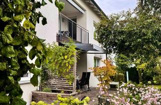 Haus kaufen in 85445 Oberding, Attraktives Zweifamilienhaus bei Erding: 2 x 4-Zimmer, Garten & Top-Lage