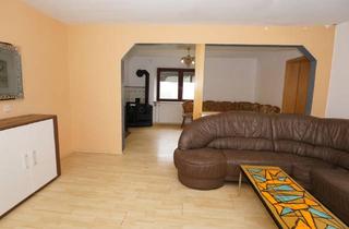 Haus kaufen in 66903 Ohmbach, 2-FH mit sehr großen Grundstücken z.T. bebaubar.