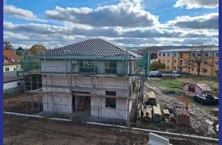 Einfamilienhaus kaufen in Ringstraße 12, 07381 Pößneck, - PROVISIONSFREI - Bezugsfertiges Einfamilienhaus inklusive Außenanlagen