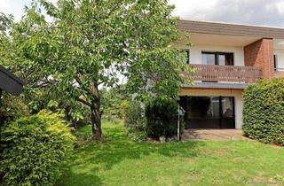 Einfamilienhaus kaufen in 41748 Viersen, FAMILIENHAUS MIT POTENZIAL ... HALBFREISTEHEND ... SÜD-LAGE ... GARAGE