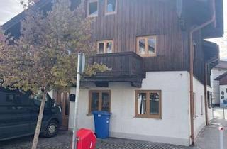 Haus mieten in Rathausstraße, 83714 Miesbach, Liebevoll saniertes historisches Stadthaus in zentraler Lage von Miesbach