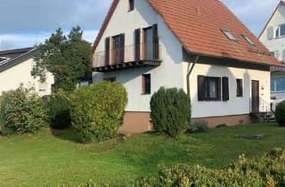 Grundstück zu kaufen in 79285 Ebringen, Rarität: Baugrundstück mit Altbestand – unverbaubare Aussicht in ruhiger Lage