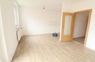 Wohnung mieten in Irkutsker Straße 179, 09119 Chemnitz, helle 3-Raumwohnung mit Balkon und Wanne