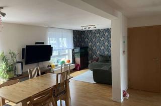 Wohnung mieten in 73734 Esslingen, Barrierefreie 4-Zimmer Erdgeschosswohnung mit Garten und Garage in Berkheim