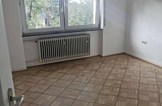 Wohnung mieten in Landskronstraße 63, 64285 Darmstadt, 4-Zimmer-Wohnung mit Balkon & Einbauküche in Darmstadt-Bessungen zu vermieten