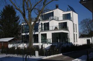 Wohnung mieten in Hennigsdorfer Str. 1R, 13503 Heiligensee, Exklusive Stadtvilla, Maisonette, eigener Garten, priv. Wasserzugang, Bootsliegeplatz, Kamin!