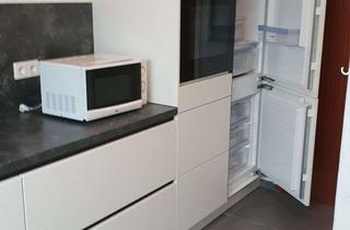 Wohnung mieten in Hegaustraße 28, 70469 Feuerbach, Attraktive 2-Zimmer Dachgeschosswohnung in Stuttgart-Feuerbach