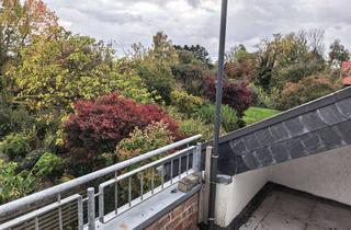 Wohnung mieten in 52134 Herzogenrath, Helle 2-Zimmer Dachgeschosswohnung mit Terasse in Herzogenrath