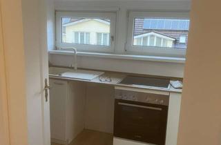 Wohnung mieten in Karlsruher Platz, 23568 Schlutup, 3 Zimmer Dachgeschosswohnung in Lübeck - Schlutup