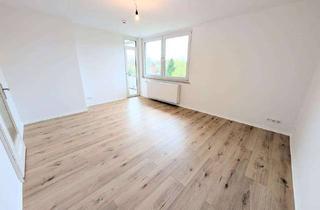 Wohnung mieten in Breddenkampstraße 34, 45770 Marl, **Was will man mehr? +Balkon +frisch gestrichen +neuer Laminat +neues Tageslichtbad**