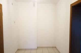 Wohnung mieten in Schriesheimer Straße, 68519 Viernheim, Helle 2-Zimmer-Wohnung mit Balkon im 2. OG in Viernheim