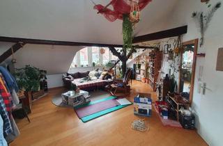 Wohnung mieten in Albrechtstr. 14, 99092 Andreasvorstadt, Charmante Dachgeschoßwohnung im Blumenviertel