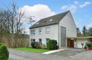 Wohnung mieten in Kaiserswerther Straße 236, 47259 Huckingen, Helle 3-Zimmer Dachgeschosswohnung in Duisburg-Huckingen