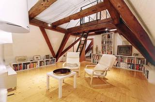 Wohnung mieten in Heumarkt, 90518 Altdorf, Helle 3-Zimmer Dachgeschosswohnung mit Galerie in der malerischen Altstadt von Altdorf bei Nürnberg