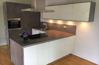 Wohnung mieten in Godesberger Allee 106, 53175 Friesdorf, Moderne 3-Zimmer-Wohnung mit Balkon, Einbauküche & Tiefgaragenstellplatz in Bonn-Friesdorf/Hochkreuz