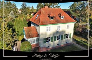 Villa kaufen in 14612 Falkensee, Stattliche Altbauvilla mit Vollkeller und Ausbaureserve im Dachgeschoss