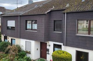 Reihenhaus kaufen in 71229 Leonberg, Geräumiges Reihenhaus mit 6,5 Zimmern in Leonberg