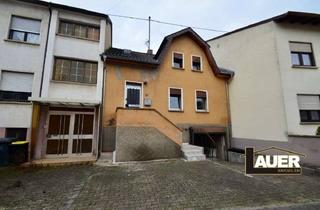 Einfamilienhaus kaufen in 66333 Völklingen, Einfamilienhaus mit Garten und Garage