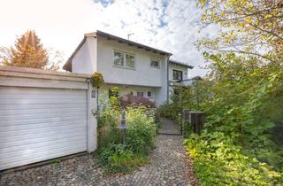 Haus kaufen in 82110 Germering, Großzügige und sonnige DHH mit ansprechender Architektur in sehr guter und ruhiger Waldrandlage