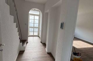 Haus mieten in Emser Straße 46, 65307 Bad Schwalbach, RMH mit Fernblick! Erstbezug n. Modernsierung - 5 ZKBBG - 120 m² mit EBK € 1.530,- + NK