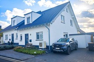 Haus mieten in Pfarrer-Krämer-Weg, 53902 Bad Münstereifel, Moderne DDH mit Küche, Garten und Garage in Arloff-Kirspenich