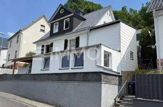 Anlageobjekt in 35687 Dillenburg, Charmantes 3-Familienhaus in Dillenburg-Niederscheld