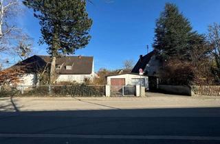 Grundstück zu kaufen in 85757 Karlsfeld, Baugrundstück mit genehmigten Vorbescheid für Dreispänner in Karlsfeld!