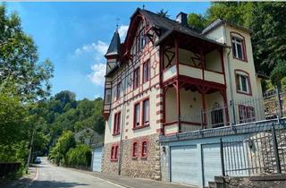 Anlageobjekt in 35781 Weilburg, Traumhaftes Wohnen in einer wunderschönen Stadtvilla in ruhiger Lage von Weilburg.