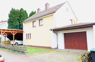 Haus kaufen in 35619 Braunfels, Braunfels - Sie suchen ein freistehendes Familienhaus bis 4 Personen ? In schöner Lage von Braunfels ist dies noch möglich !