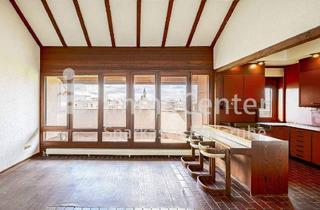 Wohnung kaufen in 76133 Karlsruhe, Karlruhe-Innenstadt - Licht, Luft und Lage - 3-Zimmer-Wohnung mit Loggia mitten in Karlsruhe