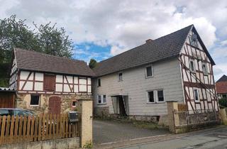 Einfamilienhaus kaufen in 35075 Gladenbach, Gladenbach - Haus mit Scheune Gladenbach - Weitershausen