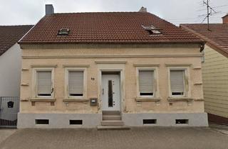 Einfamilienhaus kaufen in 66903 Gries, Gries - Freistehendes Haus mit großem Garten und neuer Heizung