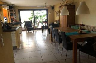 Wohnung kaufen in 67071 Ludwigshafen, Ludwigshafen am Rhein - 2 Eigentumswohnungen, großer Grundstücksanteil in LU-Oggersheim