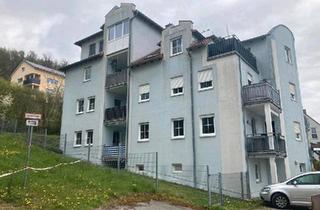 Wohnung kaufen in 91757 Treuchtlingen, Treuchtlingen - Schöne 3 Zimmer Wohnung mit Balkon und 2 TG Plätze