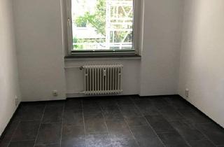 Wohnung kaufen in 49082 Osnabrück, Osnabrück - Sanierungsbedürftige 2-Zimmer Wohnung zu verkaufen