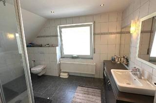 Einfamilienhaus kaufen in 26384 Wilhelmshaven, Wilhelmshaven - Vielseitiges Ein-Zweifamilienhaus