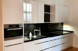 Wohnung kaufen in 12529 Schönefeld, Schönefeld - Großzügigkeit und viel Charme dabei, in 13595.