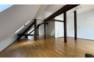 Wohnung kaufen in 42117 Elberfeld, Stilvolle Dachgeschosswohnung in den Arrenberg’schen Höfen – ruhig und zentral