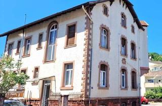 Wohnung kaufen in 76855 Annweiler, Charmante Maisonettewohnung mit Potenzial !