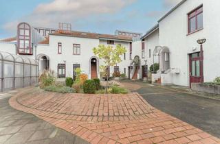 Loft kaufen in 38100 Innenstadt, Lichtdurchflutetes City-Loft: Sanierte Maisonette im Stadtzentrum!