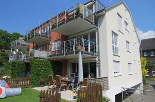 Wohnung kaufen in 51465 Bergisch Gladbach, Traumwohnung mit Erdwärmepumpentechnik und herrlichen Blick ins Grüne!