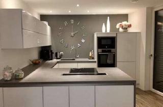 Wohnung kaufen in 87700 Memmingen, GROSSZÜGIGE 2-ZIMMER WOHNUNG MIT TERRASSE + 2 STELLPLÄTZEN