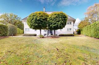 Wohnung kaufen in Kieler Straße 11, 25451 Quickborn, Dachgeschoss Maisonettewohnung in gepflegtem Mehrfamilienhaus mit Außenstellplatz