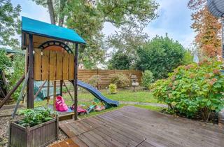 Wohnung kaufen in 41239 Schrievers, Helle 3-Zimmer-Souterrainwohnung mit weitläufigem Garten - Ihr grünes Rückzugsparadies