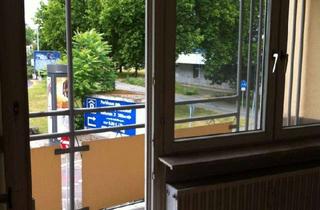 Wohnung mieten in Lessingstraße 46, 69115 Weststadt, Sanierte 2-Zimmer Wohnung mit Balkon in Heidelberg Weststadt