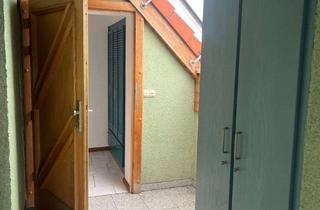 Wohnung mieten in Nikolausstraße, 99089 Ilversgehofen, Großzügige 4-Raum-Wohnung mit Balkon in ruhiger Lage von Erfurt-Ilversgehofen
